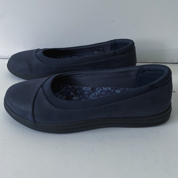 Clarks Cloudsteppers Shoes Women’s Size 7 Blue Flats Slip On - Picture 1 of 6